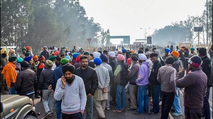 किसान आंदोलन को लेकर सुप्रीम कोर्ट का बड़ा फैसला, शिकायतों के सौहार्दपूर्ण निवारण के लिए समिति गठित