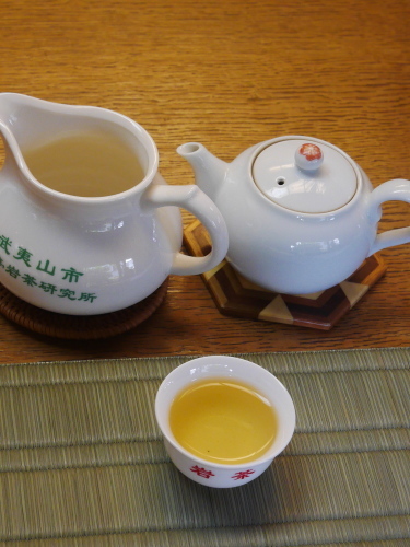 ベトナム料理と名茶の会　　於岩茶房　　　　　　第七回　名茶に合わない世界の家庭料理　　　　　　　　　　　　　　　_c0301808_19073375.jpg