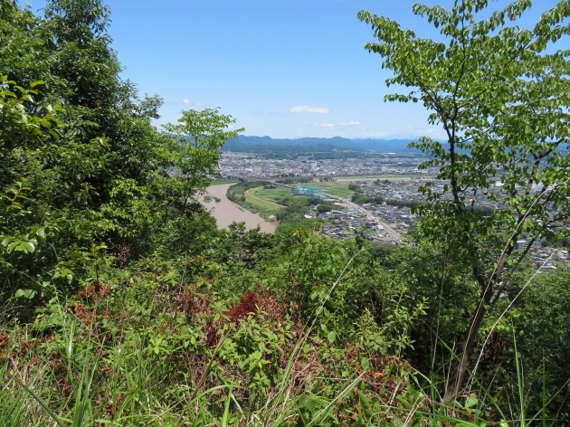 登頂する　鳩吹山 (313.5M)  PART 1_d0170615_10041649.jpg