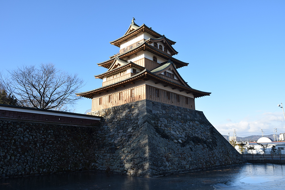 諏訪湖に浮かぶ高島城。　その１　＜本丸外周＞_e0158128_20524961.jpg