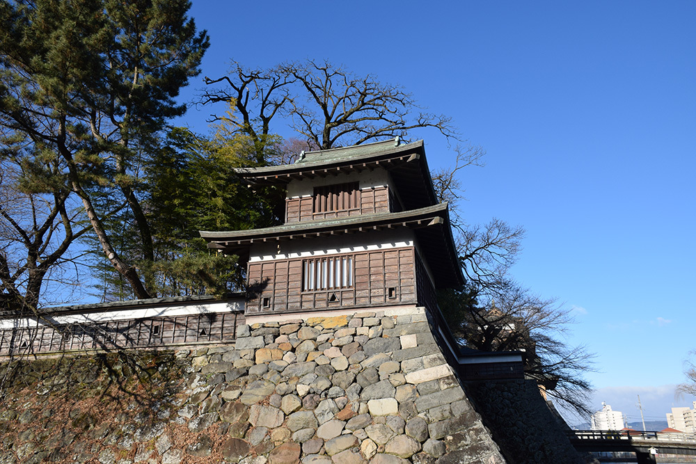 諏訪湖に浮かぶ高島城。　その１　＜本丸外周＞_e0158128_21033921.jpg