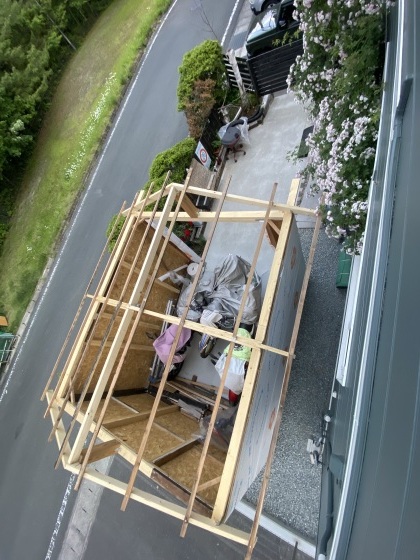 あの地震で傾いたバイク小屋　DIYでリニューアル！_c0261447_15052106.jpg