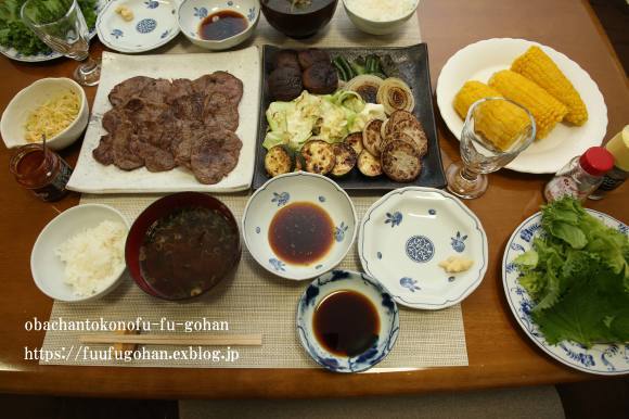 近江牛しぐれ煮丼弁当＆おうち焼肉屋さん_c0326245_08334557.jpg