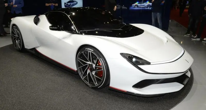  - Pininfarina Battista : 1.900 chevaux survoltés à Genève