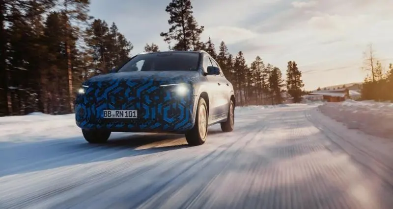  - Mercedes EQA : premières images avant Genève