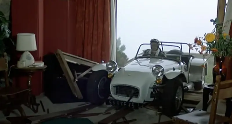  - Quand Belmondo entrait dans une maison en Caterham Seven