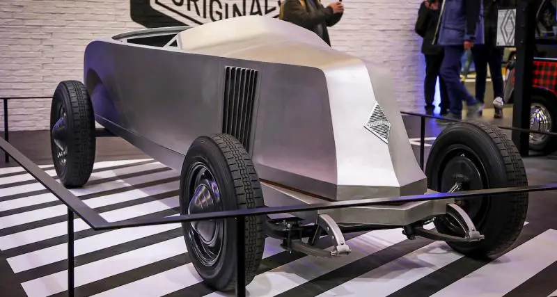  - Rétromobile 2023 : Renault dévoile Mute, un étonnant hot rod électrique