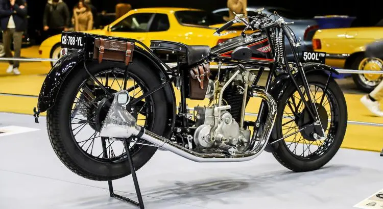 Rétromobile 2023 : la marque française de motos Dollar fête son centenaire - <p>Photo : Nass M.</p>