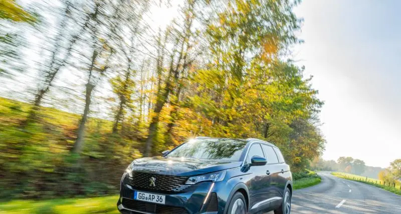  - Essai : au volant du Peugeot 3008 1.2 Hybrid 136 e-DSC6