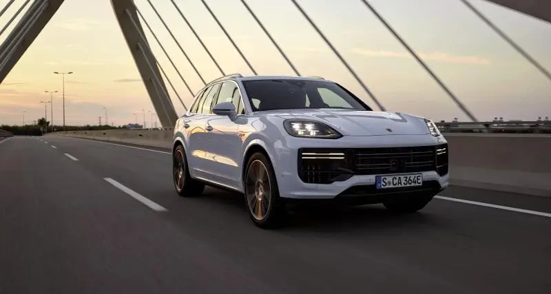  - Porsche : le Cayenne muscle sérieusement son jeu