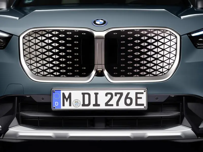 Le BMW iX1 électrique désormais 10 000 € moins cher ! - iX1 eDrive20