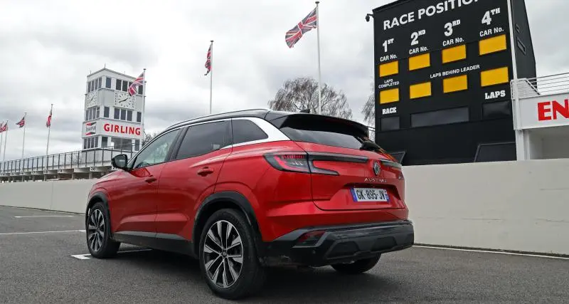  - Roadtrip : à Goodwood et Twickenham, l’Angleterre en Renault Austral