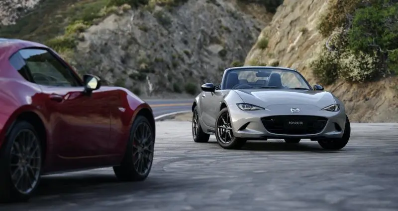 Mazda MX-5 : carrière longue pour le roadster nippon - MX-5 restylée