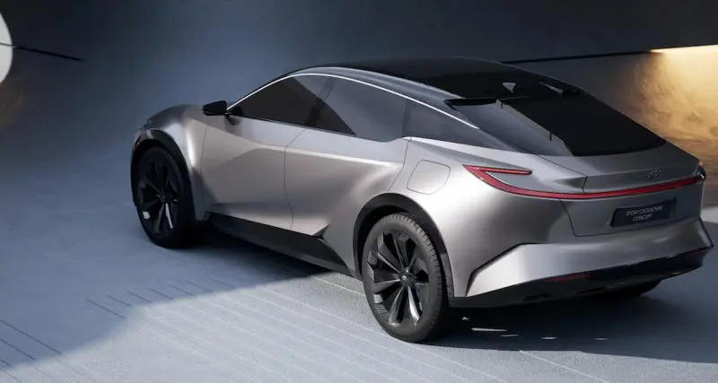 Toyota Sport Crossover Concept : une berline surélevée prévue pour 2025 - Toyota Sport Crossover Concept