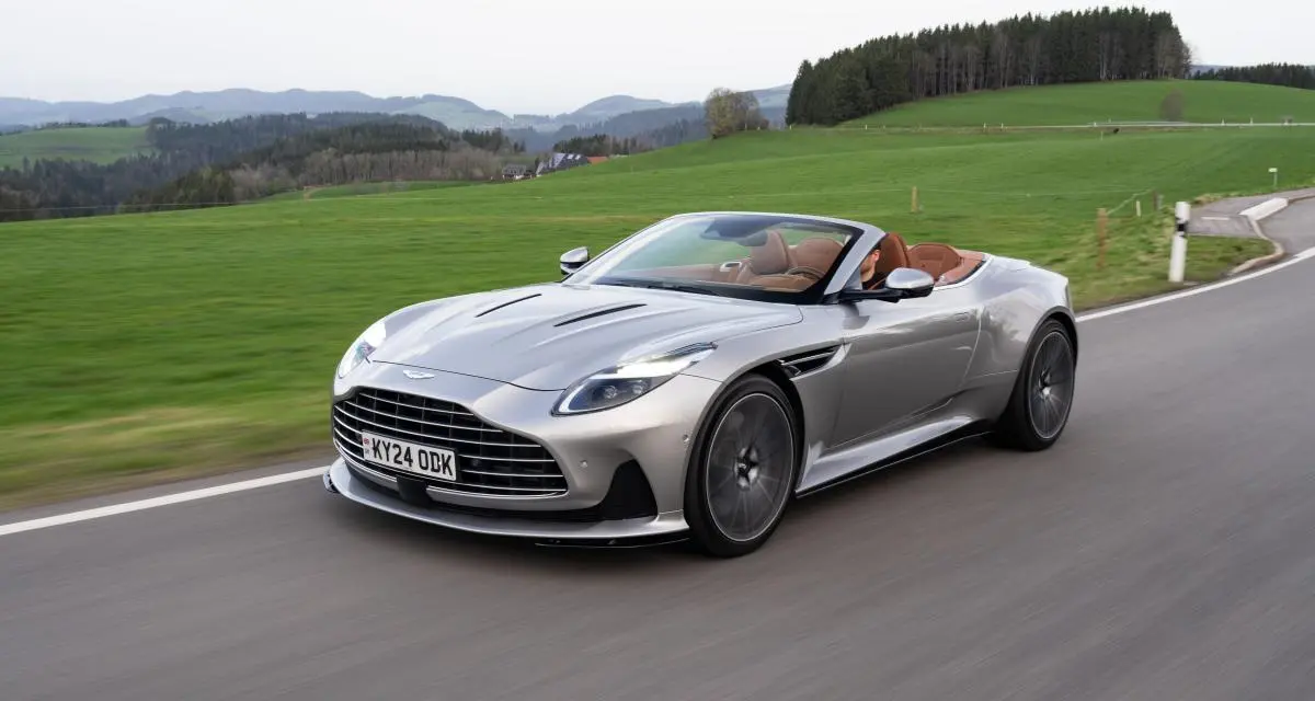 Essai Aston Martin DB12 Volante : Beauté intérieure