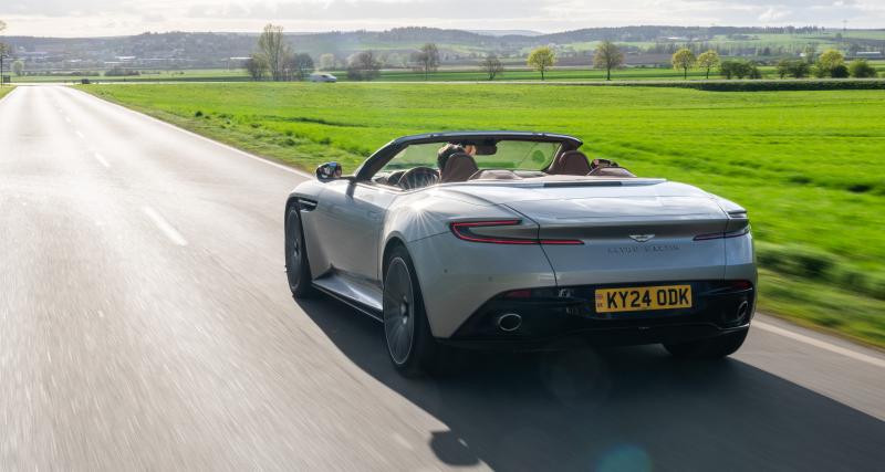 Essai Aston Martin DB12 Volante : Beauté intérieure - Décoiffante !