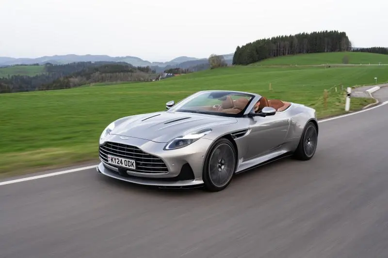 Essai Aston Martin DB12 Volante : Beauté intérieure - Essai Aston Martin DB12 Volante