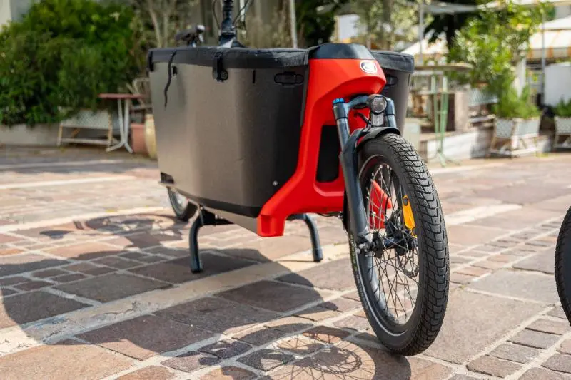 Essai Velo cargo Toyota x Douze Cycles Verso : mobilité douce et costaude - Toyota Cargo verso 