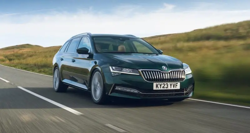  - Skoda dévoile une Superb Combi surpuissante mais très discrète