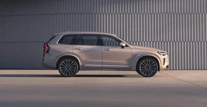  - Volvo XC90 (2024)