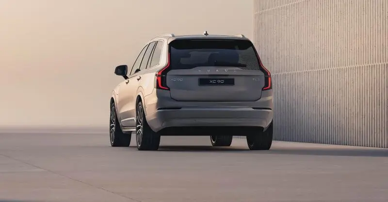  - Volvo XC90 (2024)