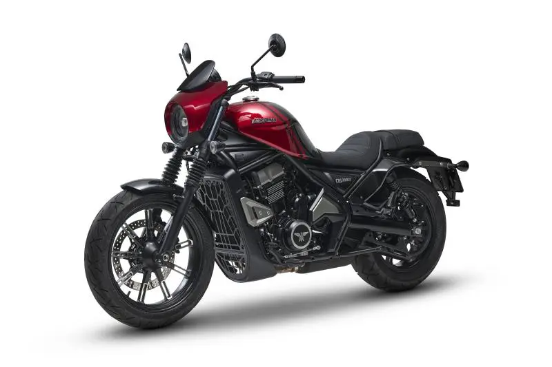 Moto Morini sort son premier custom - Le premier custom de Moto Morini, la Calibro 