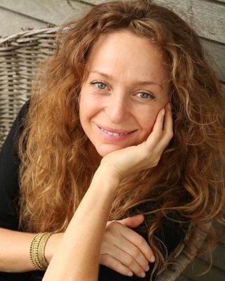 Photo of Ilana Laps, MA, PACFA, Psychotherapist