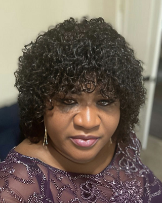 Photo of Elizabeth Adeshola, PMHNP, Psychiatric Nurse Practitioner