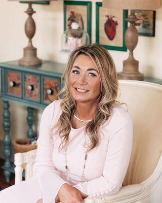 Photo of Kelly Veeley, MS, LMFT, Marriage & Family Therapist