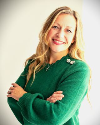 Photo of Mary Elizabeth Kwiecinski - Amazing Grace Psychiatric Services, PLCC , PMHNP, CNM, PMH-C, Psychiatric Nurse Practitioner