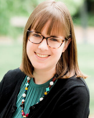 Photo of Julia Powers Davis, MDiv, MSW, LCSW, Clinical Social Work/Therapist