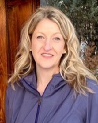 Photo of Karen Zemlak, RSW, MSW, Registered Social Worker