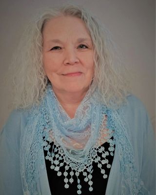 Photo of Robyn Quilliam, LMHC, Counselor