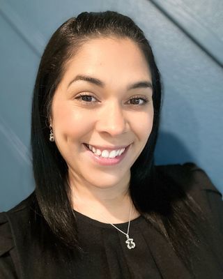 Photo of Ivelisse Nieves, LMHC, Counselor