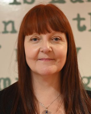 Photo of Sian Johnson, MA, UKCP Trainee, Psychotherapist