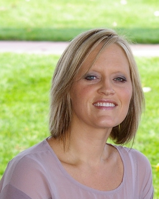 Photo of Kristine R Edwards, MA, LPCC, Counselor