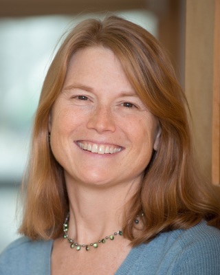 Photo of Barbara Davis, MFA, MSW, LCSW, REAT, Clinical Social Work/Therapist