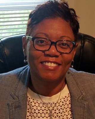 Photo of Chenelle Pettiford, MS, CAADC, LCDP, LAMFT, LMSW, Drug & Alcohol Counselor