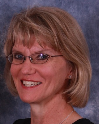 Photo of Lynette Erickson, MA, LIMHP, LPC, Counselor