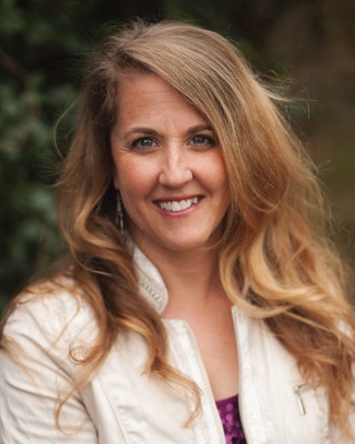 Photo of Kristin Niekerk, MS, LPC, CEDS, Licensed Professional Counselor