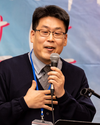 Photo of Dong Jun Kim, MEd, RP, CCC, Registered Psychotherapist