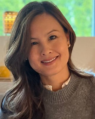 Photo of Claudia Suan, LMSW