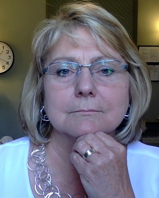 Photo of Muriel McMahon, RP, MEd, Jungian, Analyst, Registered Psychotherapist