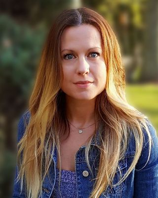 Photo of Kerri Stone, BA, MSc, RP, Registered Psychotherapist