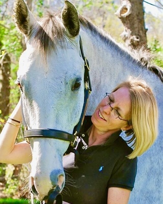 Photo of Lynne Bryan Phipps, MDiv, IET, Pastoral Counselor