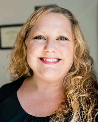 Photo of Dr. Allison Earl, DBH, LPC, Licensed Professional Counselor