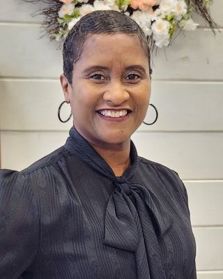 Photo of Erica L Mack, MSW