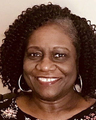 Photo of Regina Davis, LPC, MA, Licensed Professional Counselor