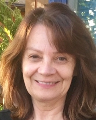 Photo of Shelley Levit, MSW, RSW, Registered Social Worker