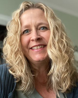 Photo of Dr. Rayna Godfrey, Psychologist